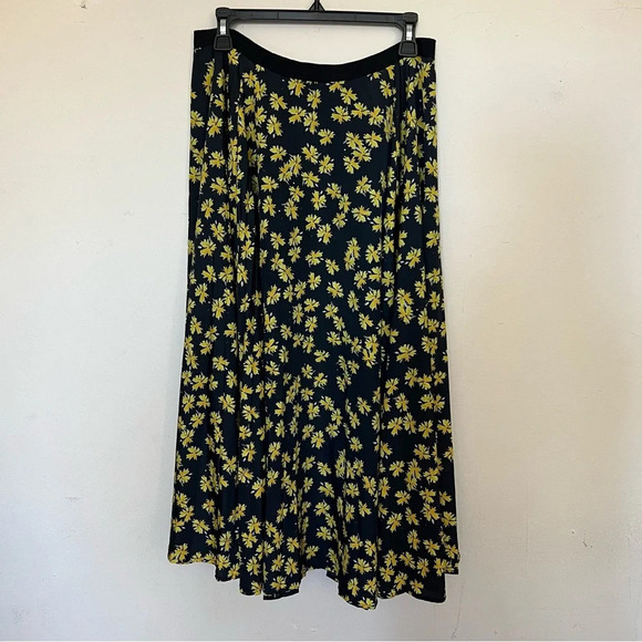 Gone - Picture 3 of 8